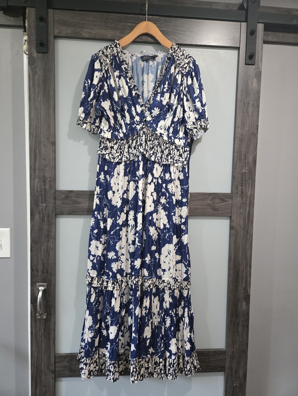 Polo Ralph Lauren Satin Pleated Floral Blue Midi Dress Size 10 - Picture 3 of 10